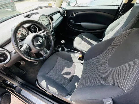 Mini Mini 1.6 One D s/clima - Immagine 2