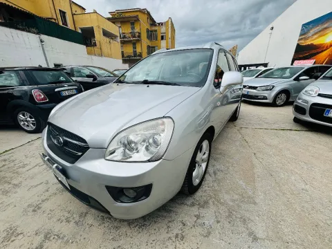 Kia Carens 2.0 crdi 16v vgt EX Class - Immagine 1