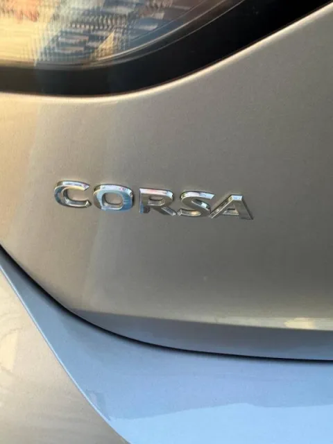 Opel Corsa 1.2 Elegance s&s 100cv - Immagine 4