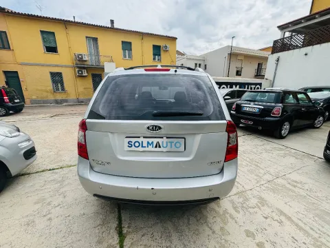 Kia Carens 2.0 crdi 16v vgt EX Class - Immagine 6