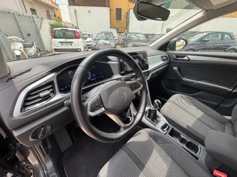 Volkswagen T-Roc 1.0 tsi Life 110cv - Immagine 2
