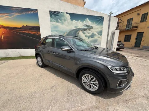 Volkswagen T-Roc 1.0 tsi Life 110cv - Immagine 4