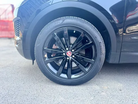Jaguar E-Pace 2.0 i4 S awd 200cv auto - Immagine 19