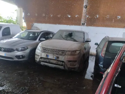 Land Rover Range Rover Sport 3.0 sdV6 Autobiography 292cv auto - Immagine 4