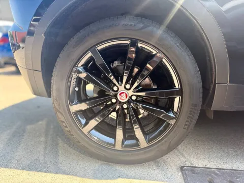 Jaguar E-Pace 2.0 i4 S awd 200cv auto - Immagine 20