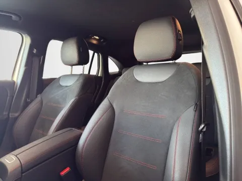Mercedes GLA 200 d AMG Line Premium 4matic auto - Immagine 15