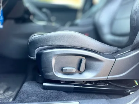 Jaguar E-Pace 2.0 i4 S awd 200cv auto - Immagine 22