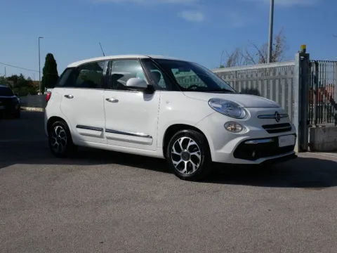 Fiat 500L 1.3 mjt Pop Star 95cv - Immagine 3