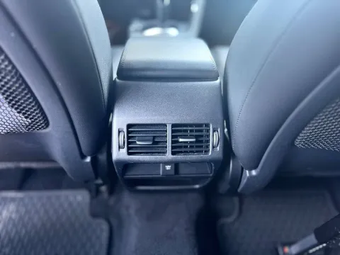 Jaguar E-Pace 2.0 i4 S awd 200cv auto - Immagine 26