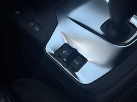 Jaguar E-Pace 2.0 i4 S awd 200cv auto - Immagine 30