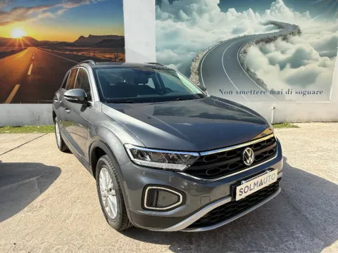 Volkswagen T-Roc 1.0 tsi Life 110cv - Immagine 1
