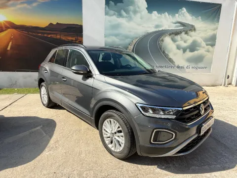 Volkswagen T-Roc 1.0 tsi Life 110cv - Immagine 4