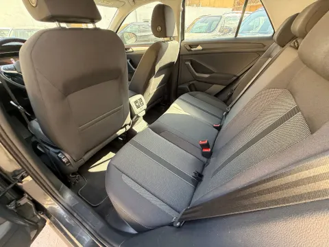 Volkswagen T-Roc 1.0 tsi Life 110cv - Immagine 12