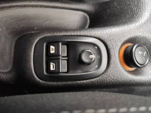 Peugeot 206 CC 1.6 16v - Immagine 12