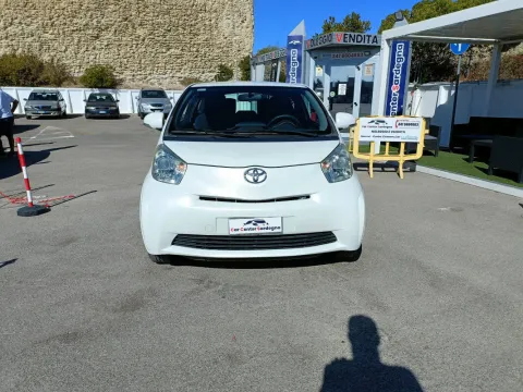 Toyota iQ 1.0 - Immagine 2