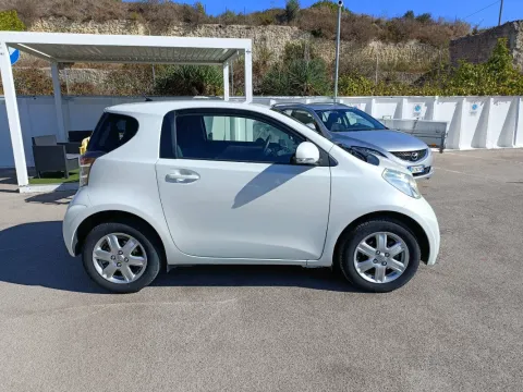 Toyota iQ 1.0 - Immagine 4