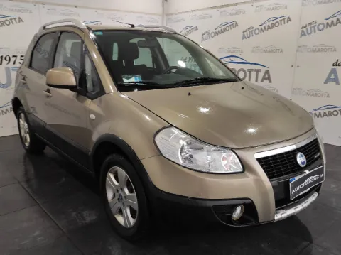 Fiat Sedici 1.9 mjt Dynamic 4x4 120cv - Immagine 4