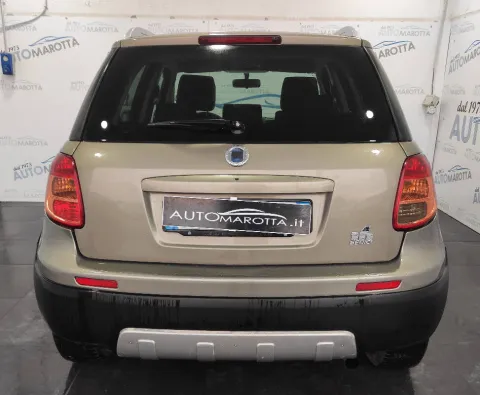 Fiat Sedici 1.9 mjt Dynamic 4x4 120cv - Immagine 6