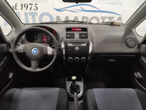 Fiat Sedici 1.9 mjt Dynamic 4x4 120cv - Immagine 8