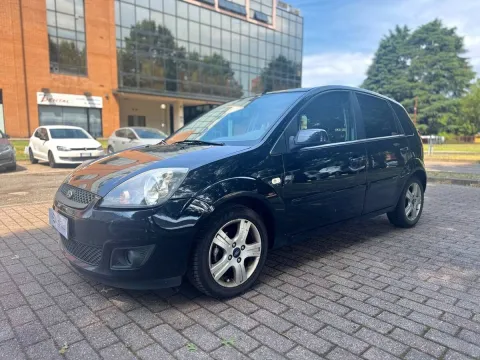 Ford Fiesta 5p 1.2 Ghia - Immagine 1