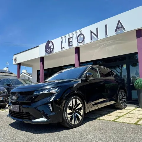 Renault Rafale 1.2 e-Tech full hybrid Techno 200cv auto - Immagine 3