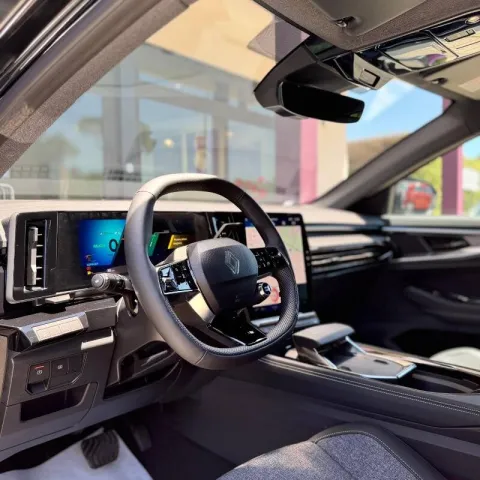 Renault Rafale 1.2 e-Tech full hybrid Techno 200cv auto - Immagine 9