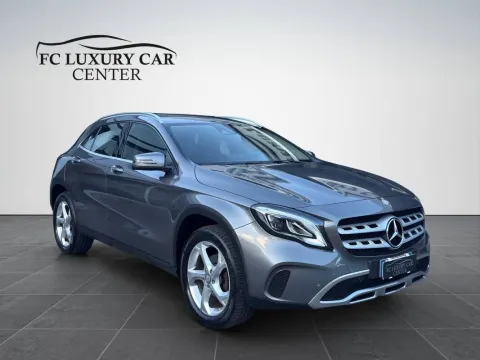 Mercedes GLA 200 d Sport 4matic auto - Immagine 1
