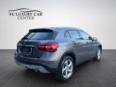Mercedes GLA 200 d Sport 4matic auto - Immagine 6