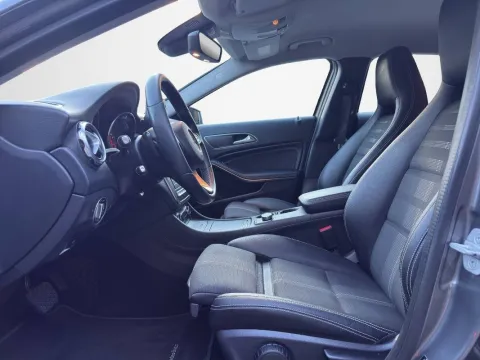 Mercedes GLA 200 d Sport 4matic auto - Immagine 7