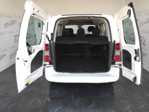 Peugeot Partner Tepee 1.6 bluehdi Active 100cv - Immagine 16