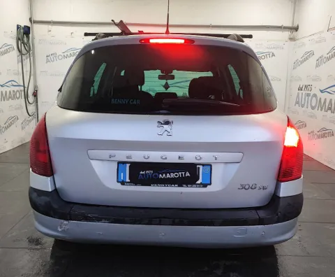 Peugeot 308 SW 1.6 hdi 16v Premium - Immagine 5