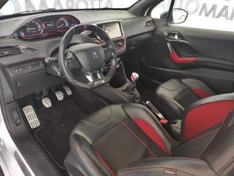 Peugeot 208 3p 1.6 thp 16v Gti 200cv - Immagine 9