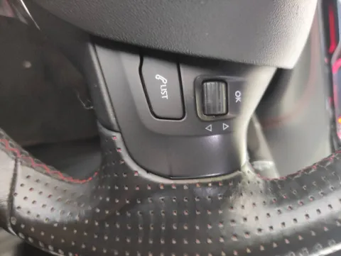Peugeot 208 3p 1.6 thp 16v Gti 200cv - Immagine 12
