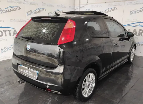 Fiat Grande Punto 3p 1.3 mjt 16v Dynamic 90cv 6m - Immagine 5