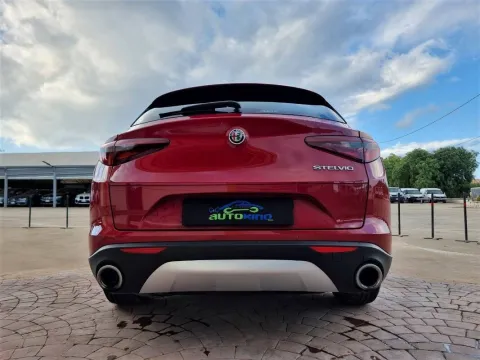 Alfa Romeo Stelvio 2.2 t Business rwd 160cv auto my19 - Immagine 5