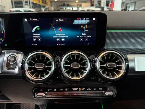 Mercedes GLB 180 d Business auto - Immagine 8