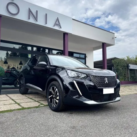 Peugeot 2008 1.2 puretech Allure s&s 100cv - Immagine 1
