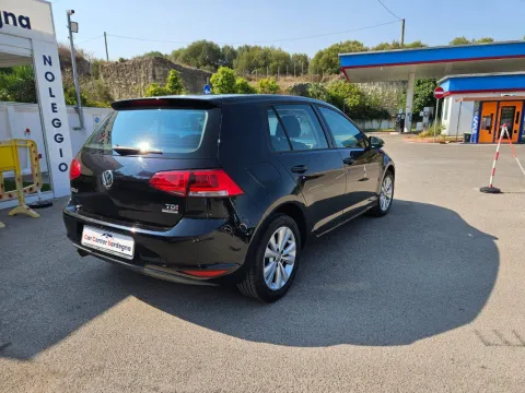 Volkswagen Golf 5p 1.6 tdi Comfortline Business - Immagine 5