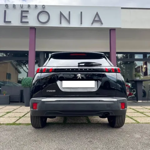 Peugeot 2008 1.2 puretech Allure s&s 100cv - Immagine 5