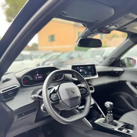 Peugeot 2008 1.2 puretech Allure s&s 100cv - Immagine 7