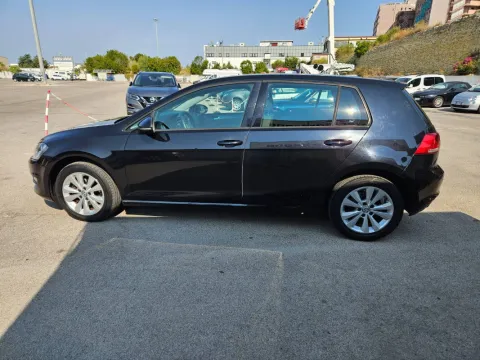 Volkswagen Golf 5p 1.6 tdi Comfortline Business - Immagine 8