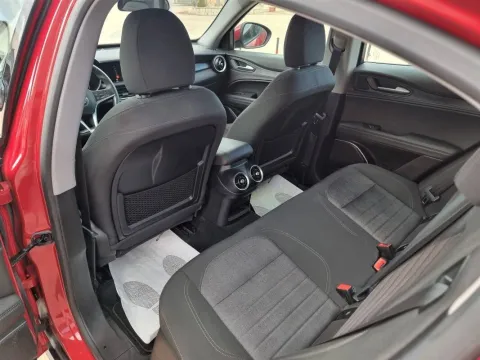 Alfa Romeo Stelvio 2.2 t Business rwd 160cv auto my19 - Immagine 12