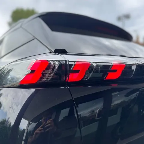 Peugeot 2008 1.2 puretech Allure s&s 100cv - Immagine 18