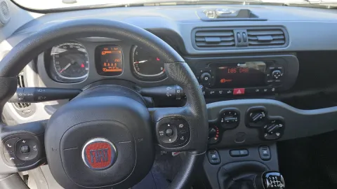 Fiat Panda 1.0 firefly hybrid City Life s&s 70cv 5p.ti - Immagine 7