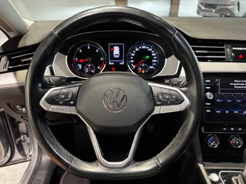 Volkswagen Passat Variant 2.0 tdi Business 150cv dsg - Immagine 16