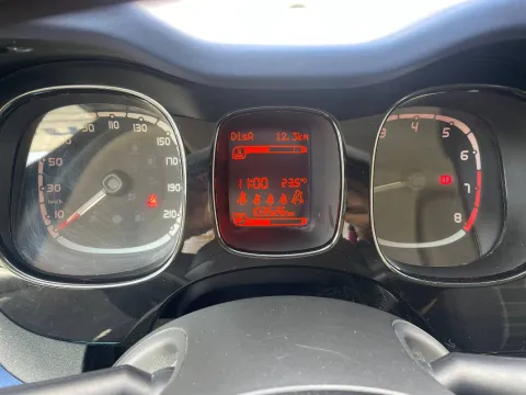 Fiat Panda 1.2 Lounge 69cv E6 - Immagine 12