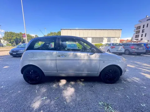 Lancia Ypsilon 1.2 8v ModaMilano - Immagine 4