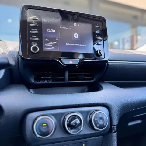 Toyota Yaris 1.0 Trend - Immagine 11