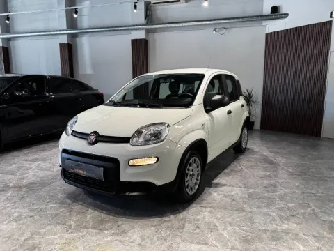 Fiat Panda 1.0 firefly hybrid s&s 70cv - Immagine 9
