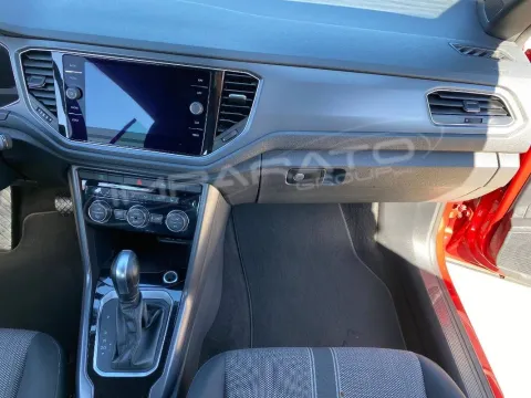 Volkswagen T-Roc Cabriolet 1.5 tsi Style dsg - Immagine 21